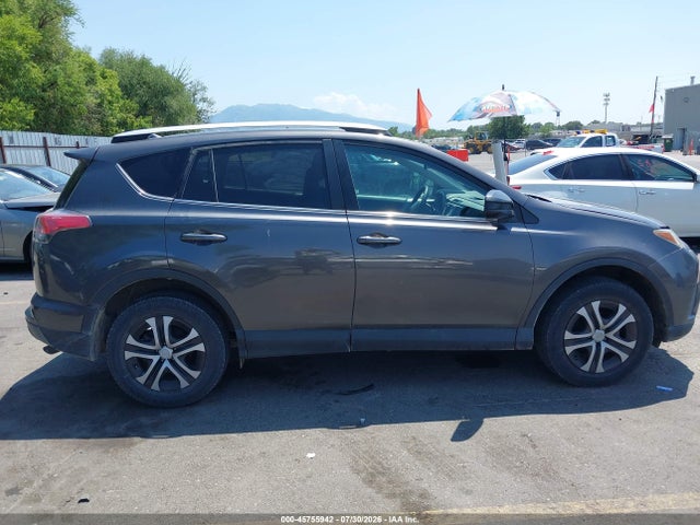 Toyota RAV4 LE 2016 2T3BFREV8GW514555 Image 13