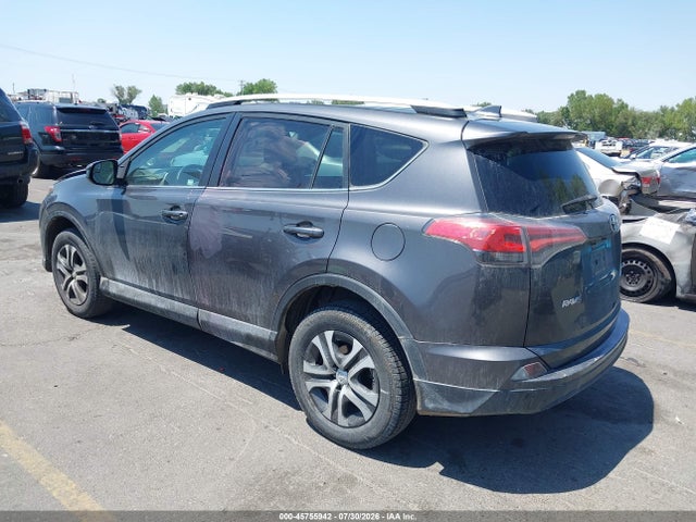Toyota RAV4 LE 2016 2T3BFREV8GW514555 Image 3