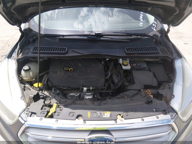 Продаж на аукціоні авто 2017 Ford Escape Se, vin: 1FMCU0GD0HUF06860, номер лоту: 45755975
