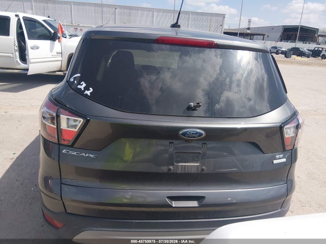Продаж на аукціоні авто 2017 Ford Escape Se, vin: 1FMCU0GD0HUF06860, номер лоту: 45755975