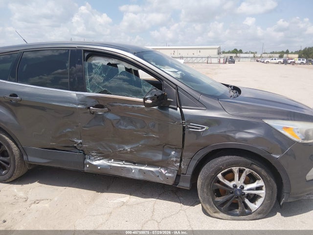 Продаж на аукціоні авто 2017 Ford Escape Se, vin: 1FMCU0GD0HUF06860, номер лоту: 45755975