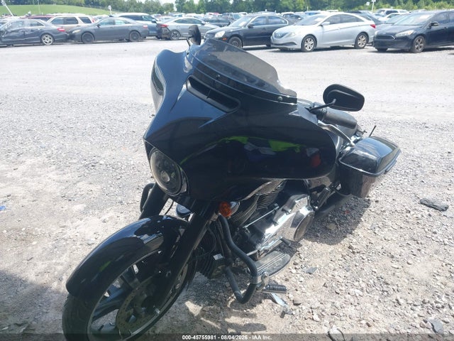 Harley-Davidson FLHX 2019 1HD1KBC12KB655913 Image 2