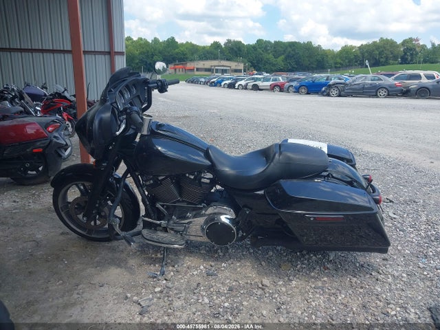 Harley-Davidson FLHX 2019 1HD1KBC12KB655913 Image 12