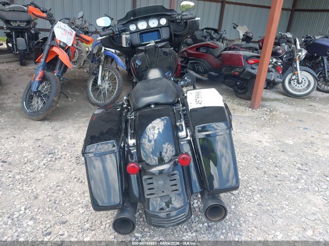 Harley-Davidson FLHX 2019 1HD1KBC12KB655913 Image 6