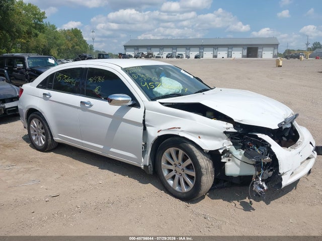 Aukcja sprzedaży 2013 Chrysler 200 Limited, vin: 1C3CCBCG8DN585786, numer aukcji: 45756044