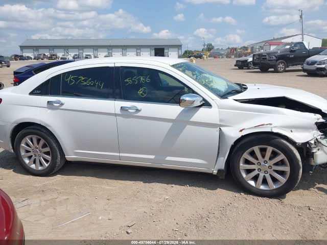 45756044 :رقم المزاد ، 1C3CCBCG8DN585786 vin ، 2013 Chrysler 200 Limited مزاد بيع