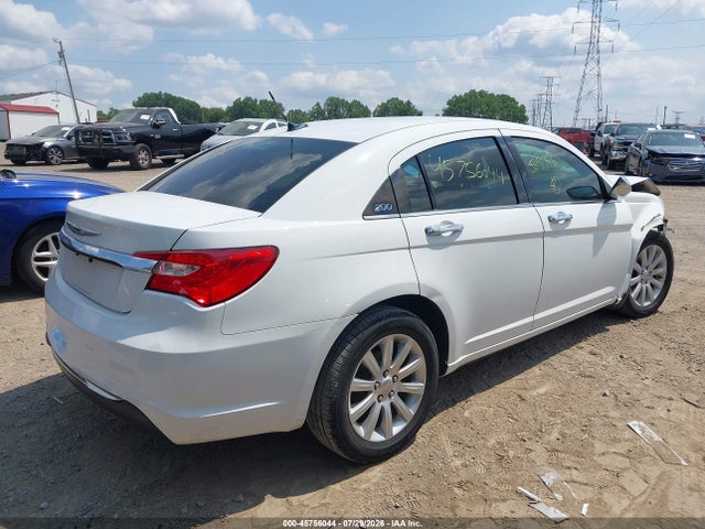 45756044 :رقم المزاد ، 1C3CCBCG8DN585786 vin ، 2013 Chrysler 200 Limited مزاد بيع