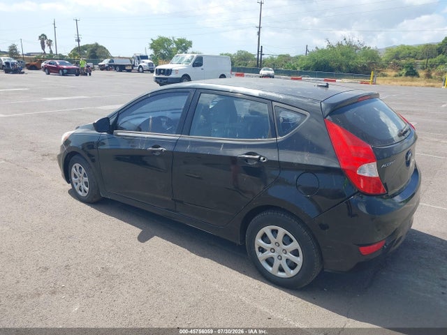 2013 Hyundai Accent Gs მანქანა იყიდება აუქციონზე, vin: KMHCT5AE0DU130270, აუქციონის ნომერი: 45756059
