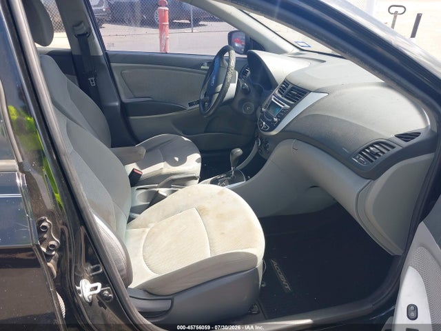 2013 Hyundai Accent Gs მანქანა იყიდება აუქციონზე, vin: KMHCT5AE0DU130270, აუქციონის ნომერი: 45756059