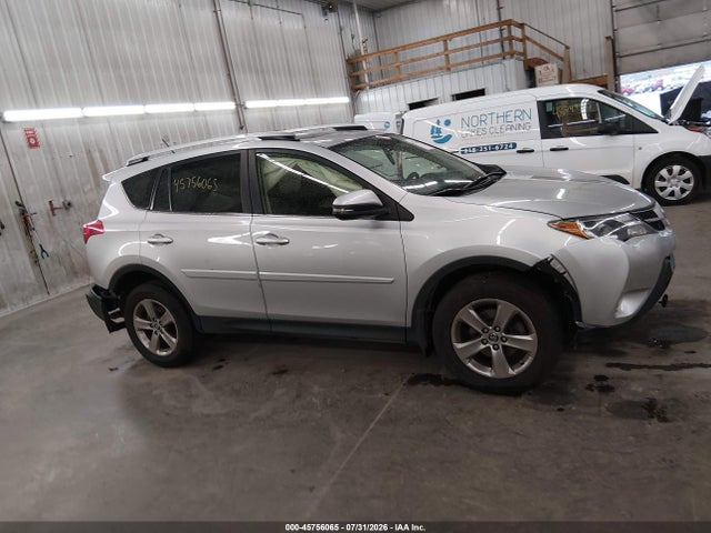 Продаж на аукціоні авто 2015 Toyota Rav4 Xle, vin: JTMRFREV7FJ041324, номер лоту: 45756065
