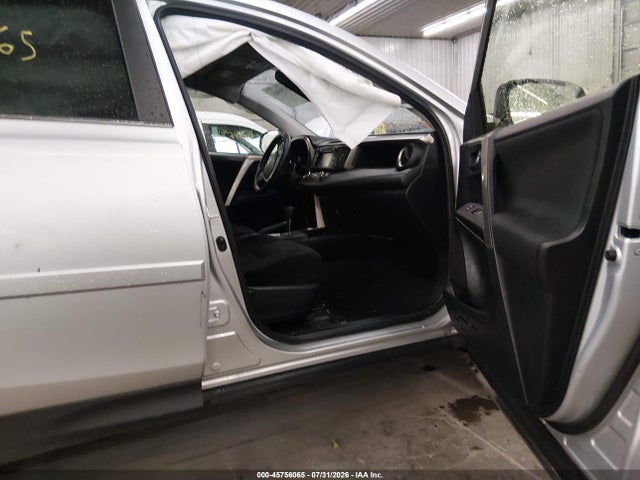 Продаж на аукціоні авто 2015 Toyota Rav4 Xle, vin: JTMRFREV7FJ041324, номер лоту: 45756065
