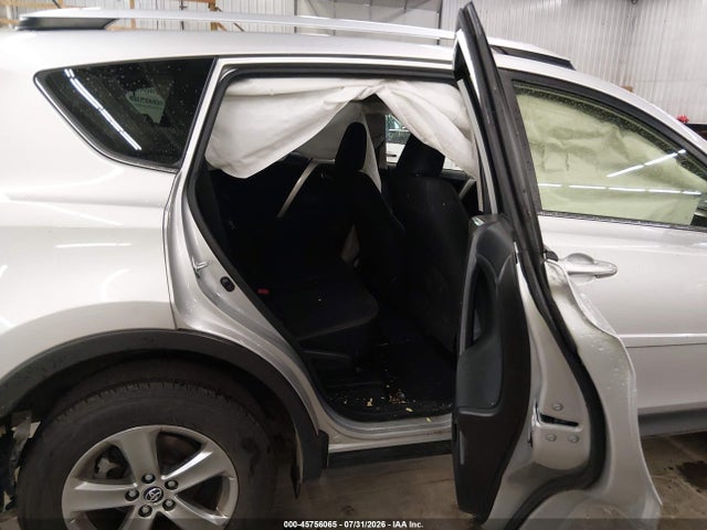 Продаж на аукціоні авто 2015 Toyota Rav4 Xle, vin: JTMRFREV7FJ041324, номер лоту: 45756065