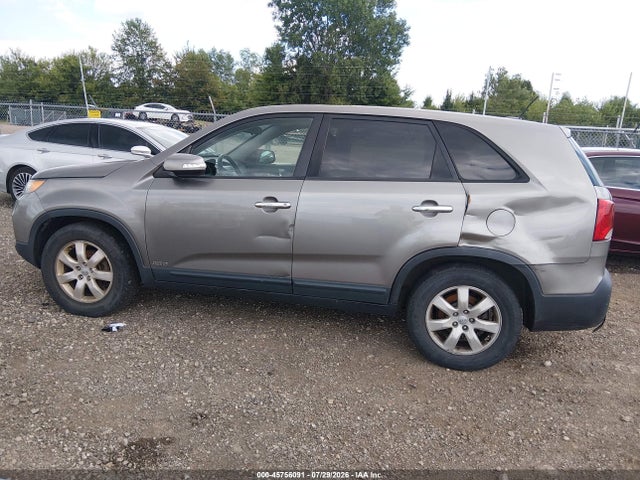 45756091 :رقم المزاد ، 5XYKTCA64DG345391 vin ، 2013 Kia Sorento Lx مزاد بيع