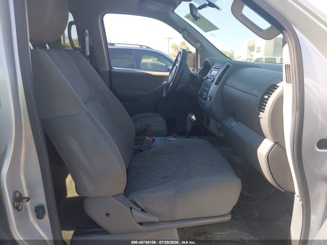 1N6AD0ER2GN726985 Nissan FRONTIER S