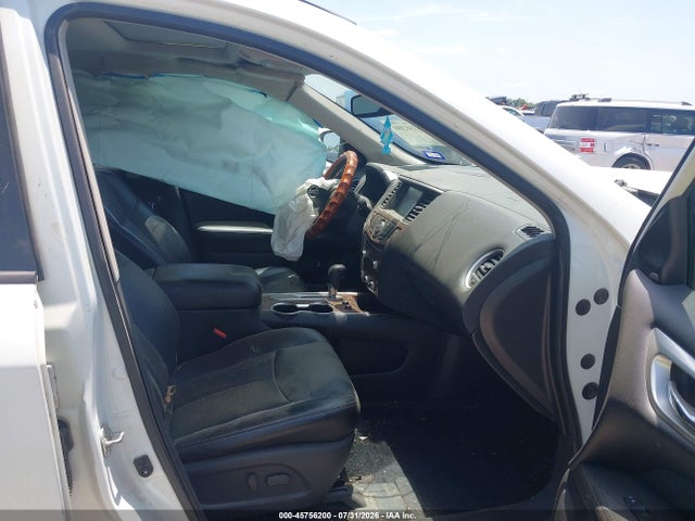 45756200 :رقم المزاد ، 5N1DR2DN9LC647133 vin ، 2020 Nissan Pathfinder Platinum 2wd مزاد بيع