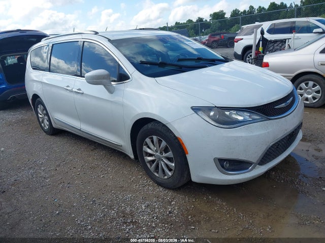 Aukcja sprzedaży 2018 Chrysler Pacifica Touring L Plus, vin: 2C4RC1EGXJR295125, numer aukcji: 45756205
