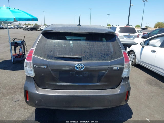Toyota Prius V Three 2015 JTDZN3EU6FJ030998 Image 16