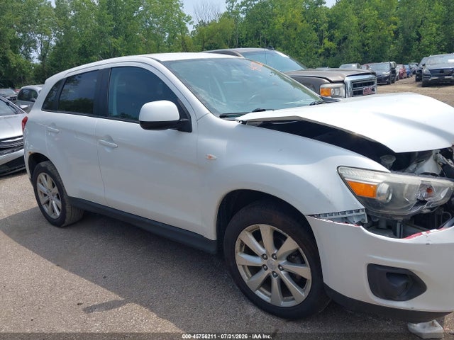 Auction sale of the 2015 Mitsubishi Outlander Sport Es, vin: 4A4AR3AU6FE061354, lot number: 45756211