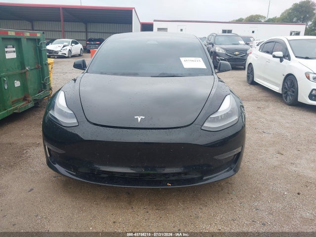 45756215 :رقم المزاد ، 5YJ3E1EB0NF205096 vin ، 2022 Tesla Model 3 Long Range Dual Motor All-wheel Drive مزاد بيع