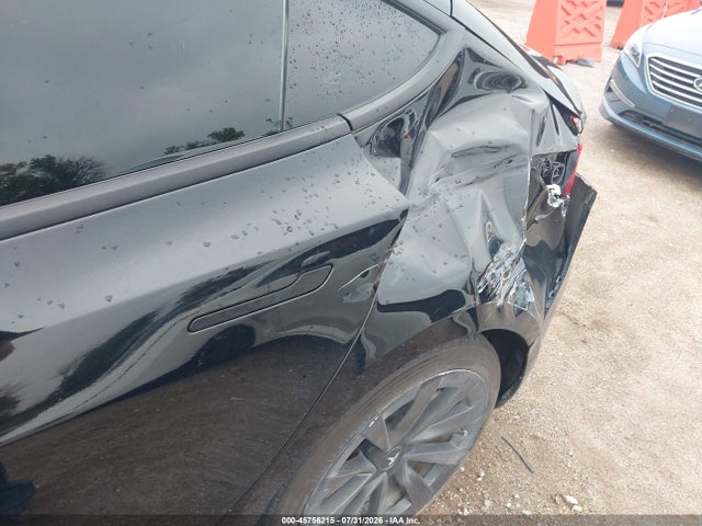 45756215 :رقم المزاد ، 5YJ3E1EB0NF205096 vin ، 2022 Tesla Model 3 Long Range Dual Motor All-wheel Drive مزاد بيع