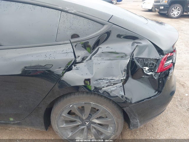45756215 :رقم المزاد ، 5YJ3E1EB0NF205096 vin ، 2022 Tesla Model 3 Long Range Dual Motor All-wheel Drive مزاد بيع