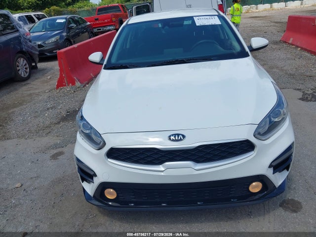 Продажа на аукционе авто 2021 Kia Forte Lxs, vin: 3KPF24AD4ME327401, номер лота: 45756217