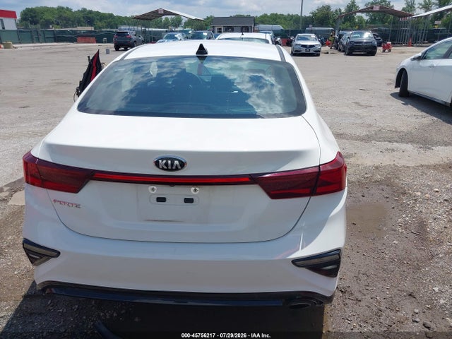 Продажа на аукционе авто 2021 Kia Forte Lxs, vin: 3KPF24AD4ME327401, номер лота: 45756217