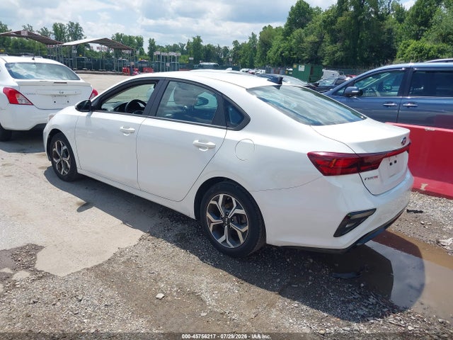 Продажа на аукционе авто 2021 Kia Forte Lxs, vin: 3KPF24AD4ME327401, номер лота: 45756217