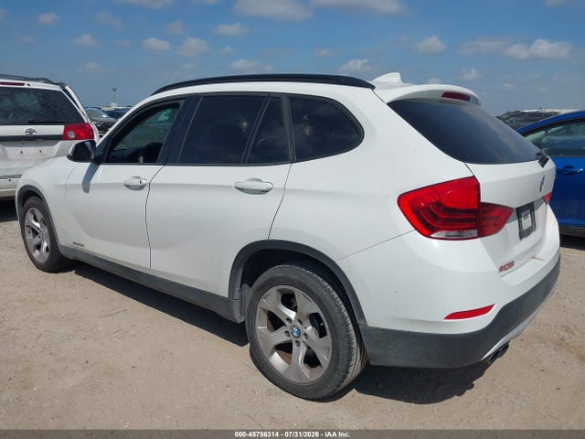 Продаж на аукціоні авто 2015 Bmw X1 Sdrive28i, vin: WBAVM1C54FV317800, номер лоту: 45756314