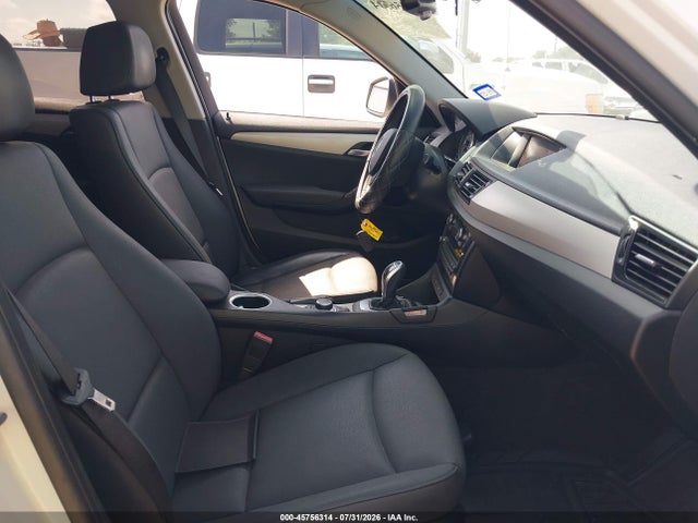 Продаж на аукціоні авто 2015 Bmw X1 Sdrive28i, vin: WBAVM1C54FV317800, номер лоту: 45756314