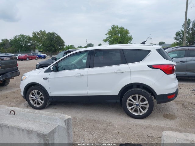 2019 Ford Escape Se მანქანა იყიდება აუქციონზე, vin: 1FMCU9GD1KUC07695, აუქციონის ნომერი: 45756326