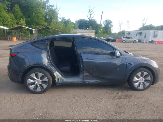 Продажа на аукционе авто 2023 Tesla Model Y Awd/long Range Dual Motor All-wheel Drive, vin: 7SAYGDEE4PA205763, номер лота: 45756346