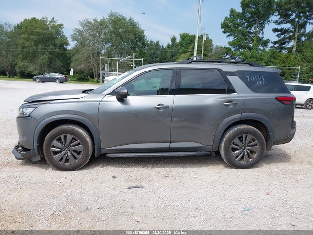 5N1DR3BA7NC219781 Nissan Pathfinder Sv 2wd