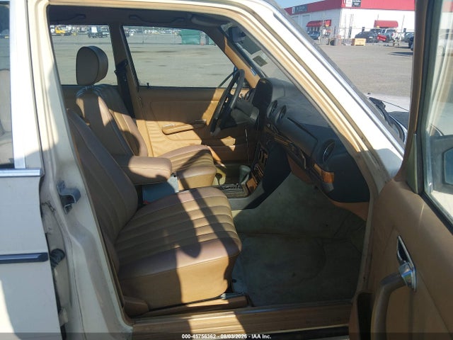 Продаж на аукціоні авто 1983 Mercedes-benz 240 D, vin: WDBAB23A9DB407032, номер лоту: 45756362