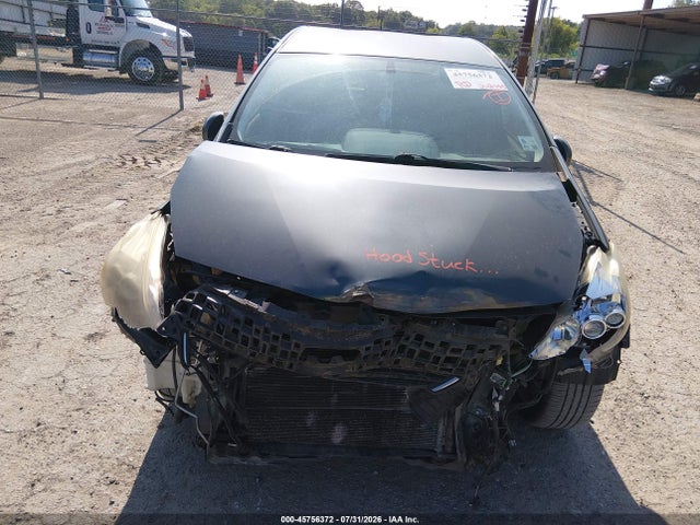 Toyota Prius V Five 2014 JTDZN3EU6E3336070 Image 10