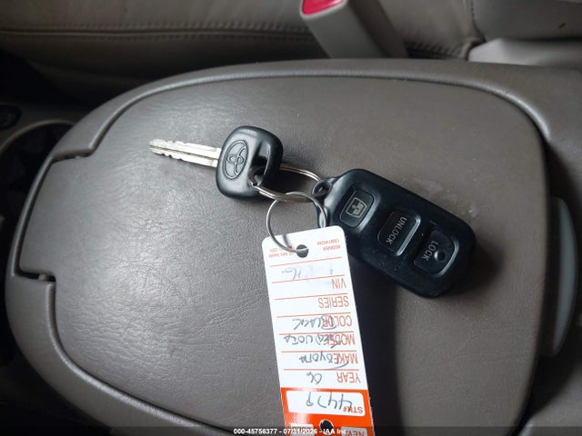 45756377 :رقم المزاد ، 5TDBT48A36S268261 vin ، 2006 Toyota Sequoia Limited V8 مزاد بيع