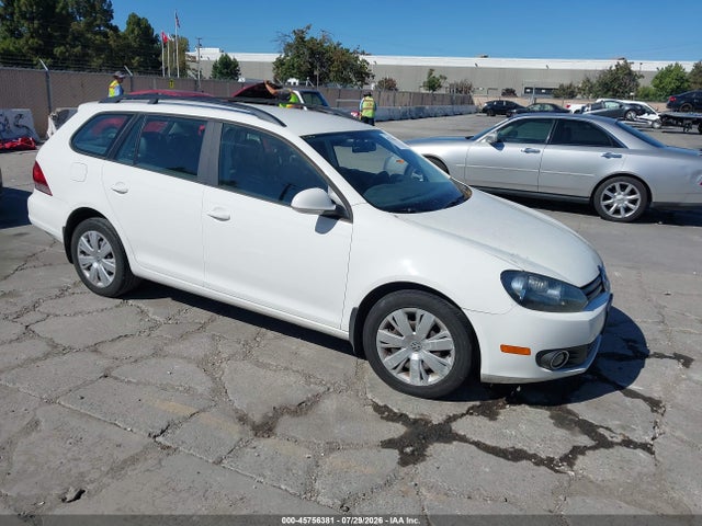 2013 Volkswagen Jetta Sportwagen 2.5l S მანქანა იყიდება აუქციონზე, vin: 3VWPP7AJ2DM674080, აუქციონის ნომერი: 45756381