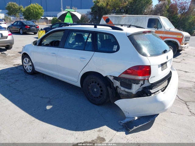 2013 Volkswagen Jetta Sportwagen 2.5l S მანქანა იყიდება აუქციონზე, vin: 3VWPP7AJ2DM674080, აუქციონის ნომერი: 45756381