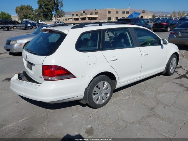 2013 Volkswagen Jetta Sportwagen 2.5l S მანქანა იყიდება აუქციონზე, vin: 3VWPP7AJ2DM674080, აუქციონის ნომერი: 45756381