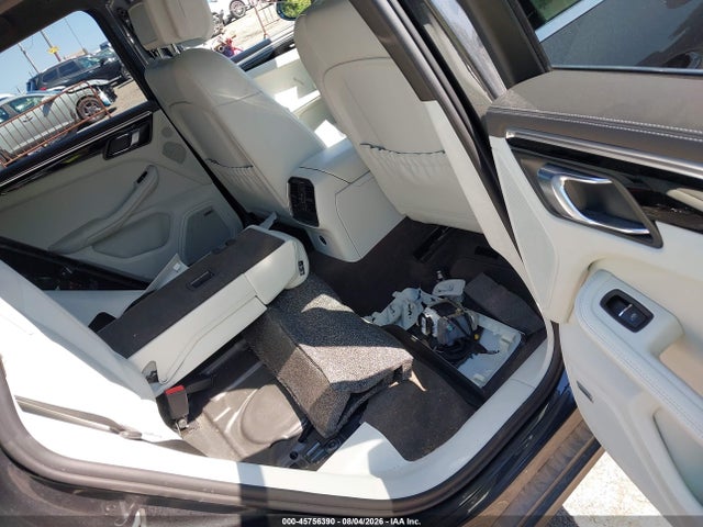 45756390 :رقم المزاد ، WP1AB2A59MLB34139 vin ، 2021 Porsche Macan S مزاد بيع