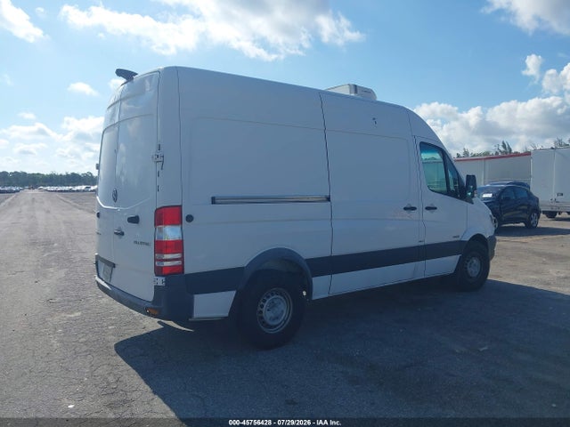 Продажа на аукционе авто 2016 Mercedes-benz Sprinter 2500 Normal Roof, vin: WD3PE7DD9GP177857, номер лота: 45756428