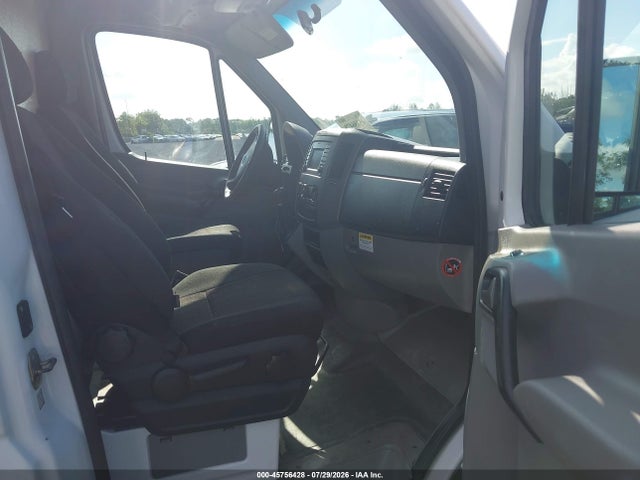 Продажа на аукционе авто 2016 Mercedes-benz Sprinter 2500 Normal Roof, vin: WD3PE7DD9GP177857, номер лота: 45756428