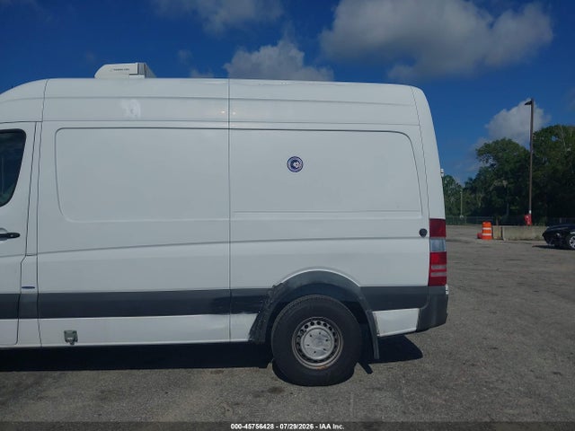 Продажа на аукционе авто 2016 Mercedes-benz Sprinter 2500 Normal Roof, vin: WD3PE7DD9GP177857, номер лота: 45756428