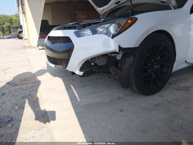 2015 Hyundai Genesis 3.8 Base მანქანა იყიდება აუქციონზე, vin: KMHHU6KJ6FU124335, აუქციონის ნომერი: 45756484