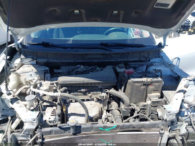 Nissan ROGUE S 2017 KNMAT2MTXHP577052 Image 10