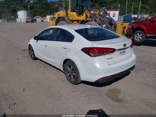 Продаж на аукціоні авто 2018 Kia Forte Lx, vin: 3KPFL4A78JE260773, номер лоту: 45756532