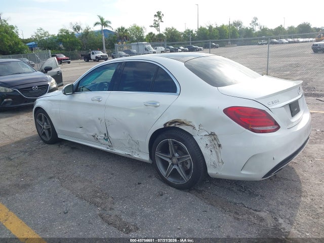 2016 Mercedes-benz C 300 Sport 4matic მანქანა იყიდება აუქციონზე, vin: 55SWF4KB9GU109100, აუქციონის ნომერი: 45756651