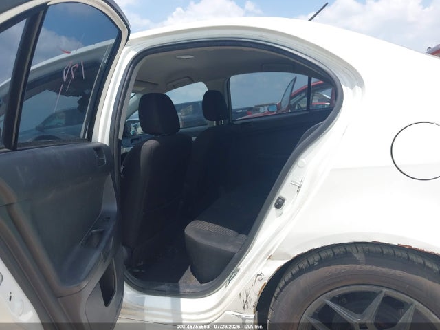 45756653 :رقم المزاد ، JA32U2FU5EU004739 vin ، 2014 Mitsubishi Lancer Es مزاد بيع