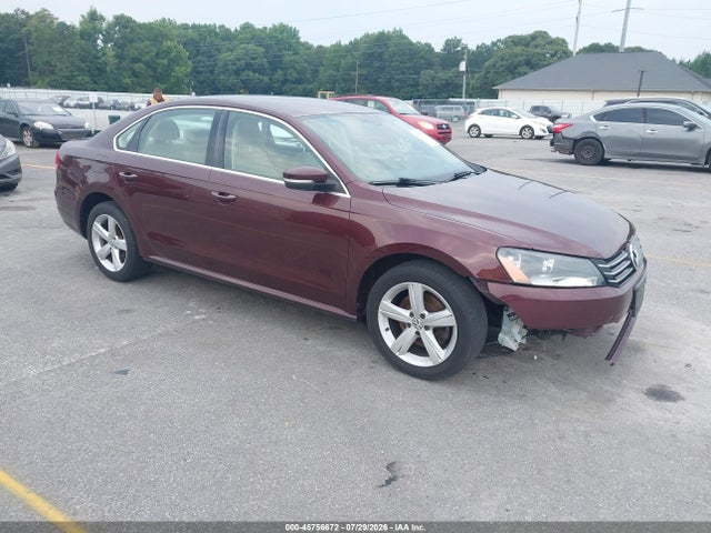 2014 Volkswagen Passat 1.8t Se მანქანა იყიდება აუქციონზე, vin: 1VWBT7A33EC055756, აუქციონის ნომერი: 45756672