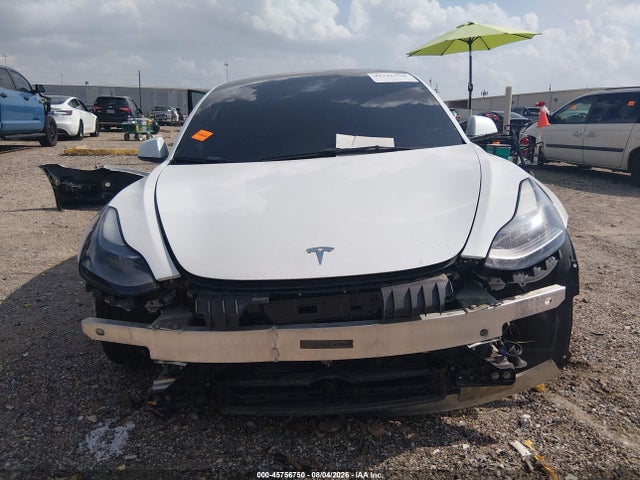 Tesla Model 3 Rear-wheel Drive 2022 5YJ3E1EA1NF160581 Image 12